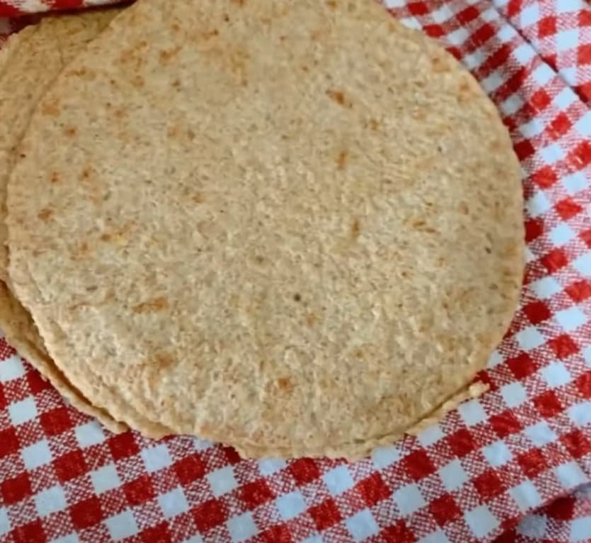 خبز بذور الكتان